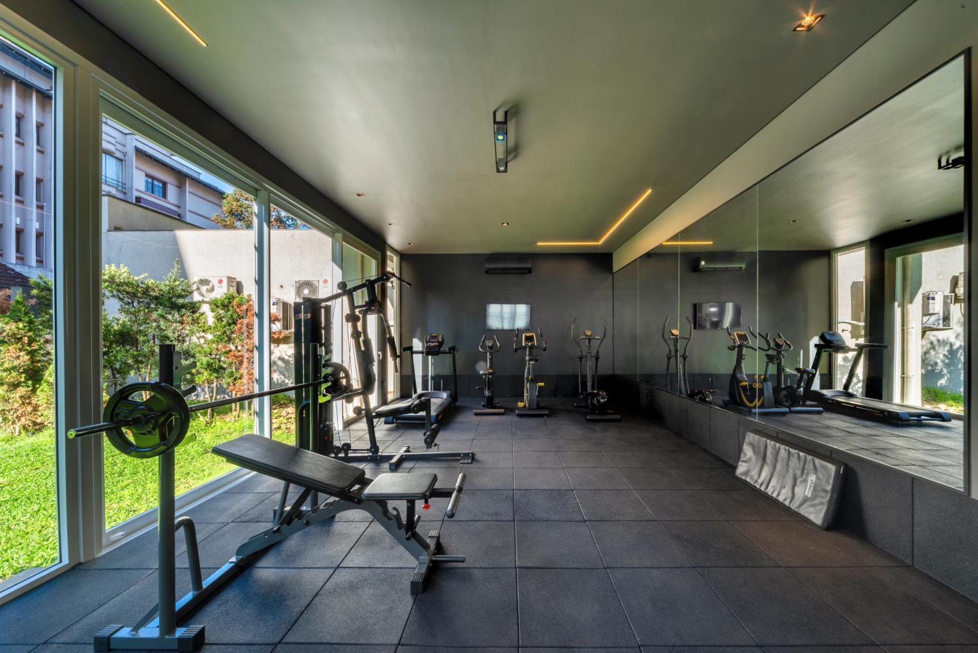 Hotel Laghetto Stilo Borges 格拉玛多 外观 照片 The gym at the hotel