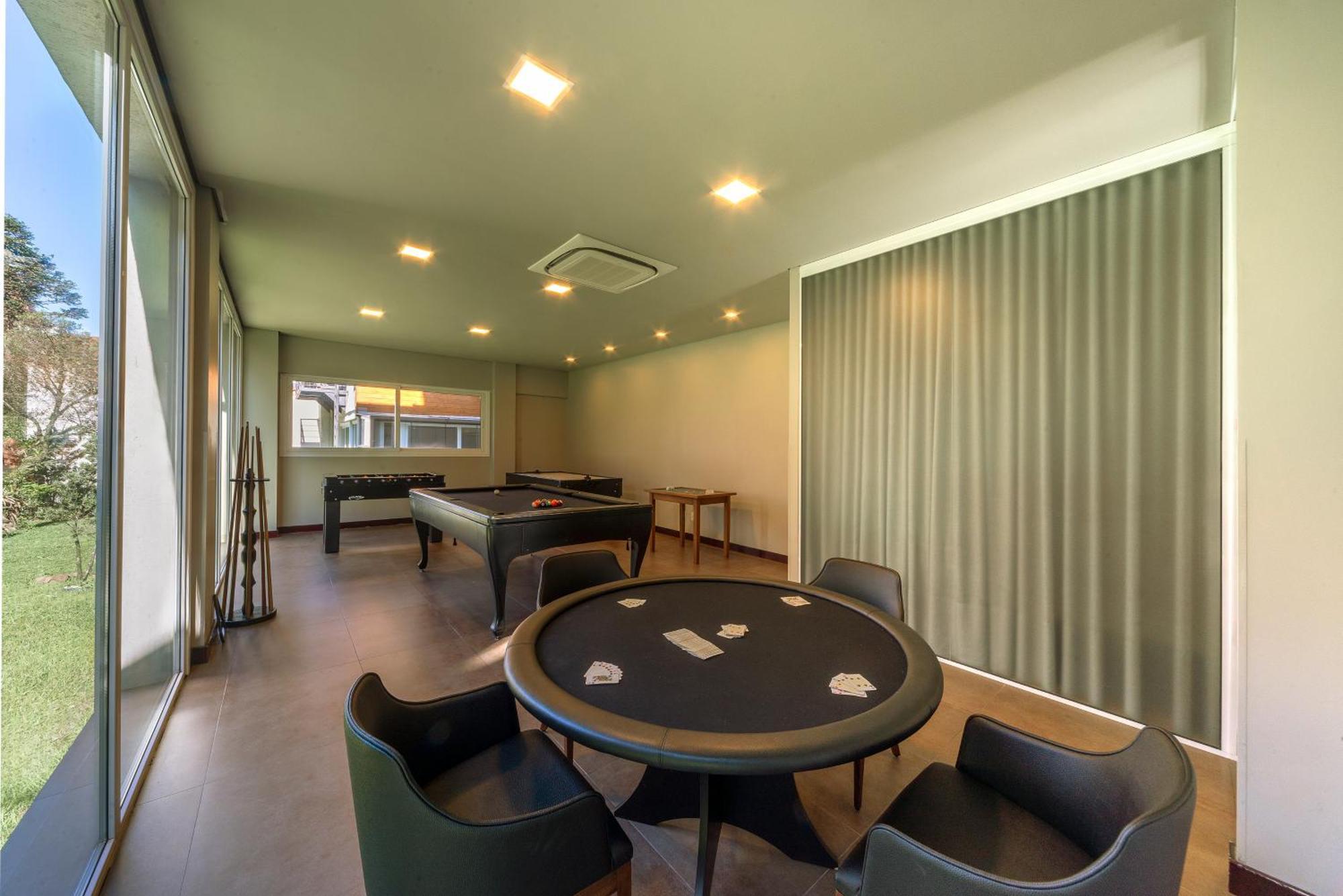 Hotel Laghetto Stilo Borges 格拉玛多 外观 照片 A card room