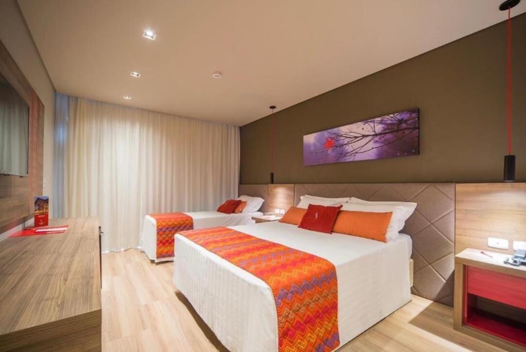 Hotel Laghetto Stilo Borges 格拉玛多 外观 照片